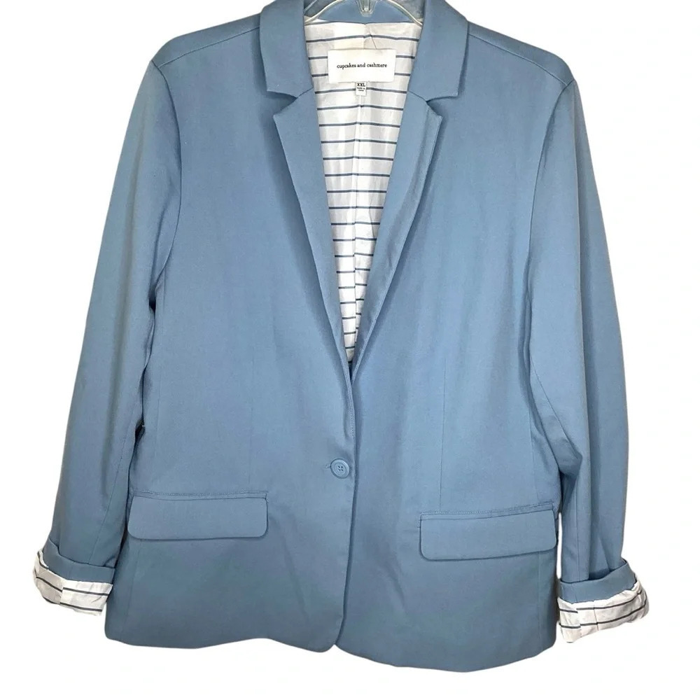 Cupcakes & Cashmere One Button Blazer‎